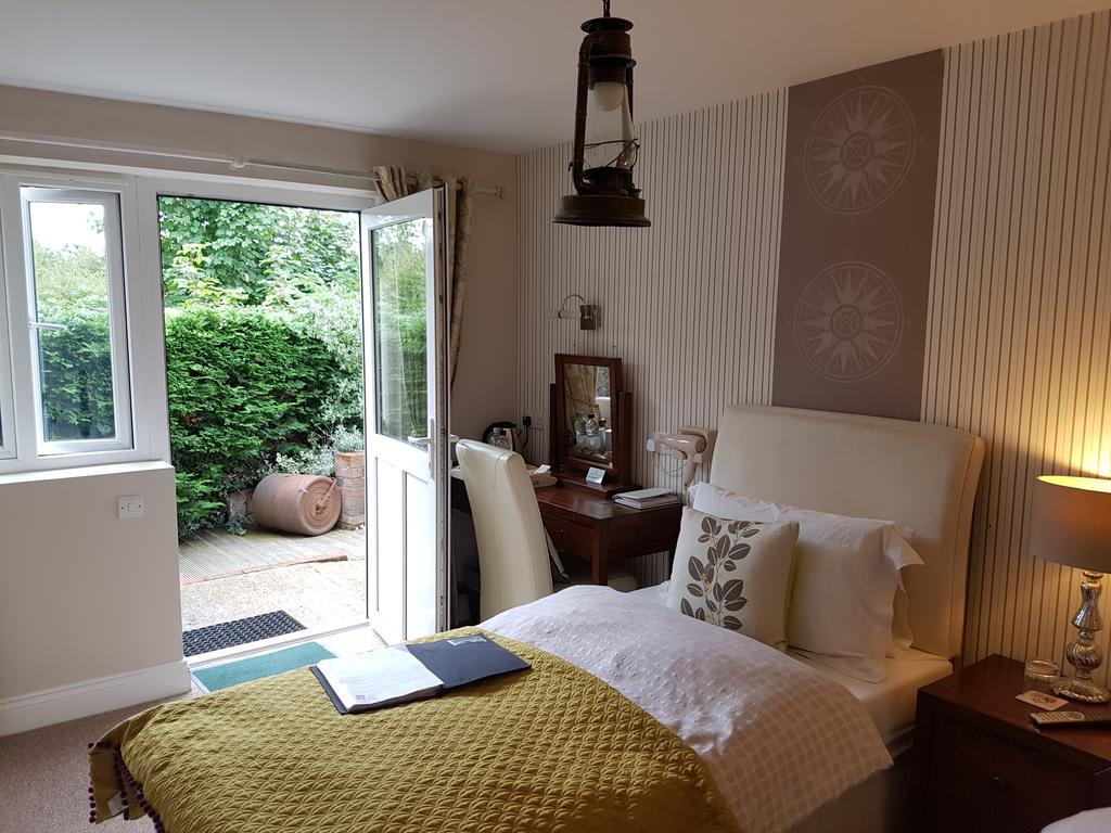 The Bosham B&B Экстерьер фото